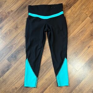 Chic Black and Teal Women's Athletic Leggings